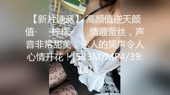 黑丝极品美少妇大战歪把子大鸡吧哥哥，女上位主动把大屌塞逼里紧要关头射在胸上亲密配合双双洗澡