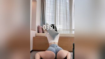 【花花很难】18岁的大一学妹 大二医学院校花 ，看着毛还没长齐呢，小小年纪就会用跳蛋自慰，粉嫩的鲍鱼里淫液喷涌