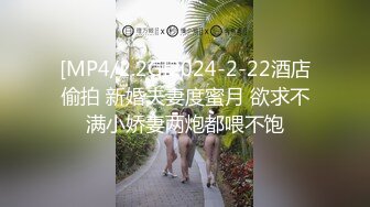 2024年4月，最美哺乳期宝妈，【哺乳期】，为了生活下海~直播挤乳汁!湿哒哒，小少妇颇有几分姿色