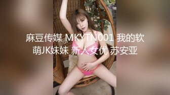 强烈推荐，一镜到底沉浸式欣赏渣女暗拍温泉女宾洗浴换衣区内部春光，环肥燕瘦美丽胴体，白皙眼镜女阴毛好长性欲肯定强