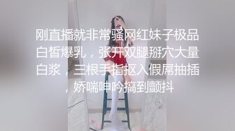 酒吧女厕全景偷拍长靴美女的多毛小肥鲍